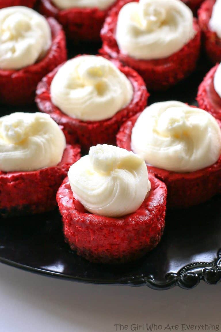 Mini Red Velvet Cheesecakes The Girl Who Ate Everything