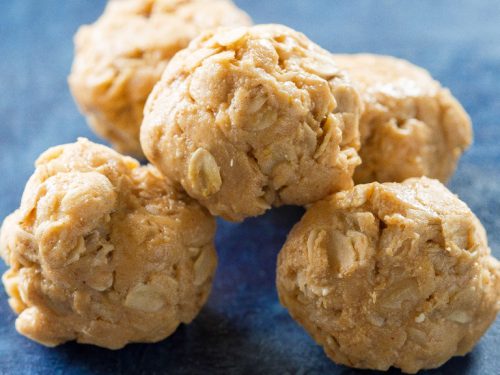 Healthy Peanut Butter Balls - Clean Plate Mama Desserts