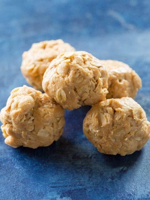 Healthy Peanut Butter Balls | The Girl Who Ate Everything