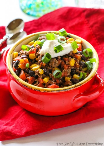 Healthy Spicy Beef and Black Bean Chili - The Girl Who Ate Everything