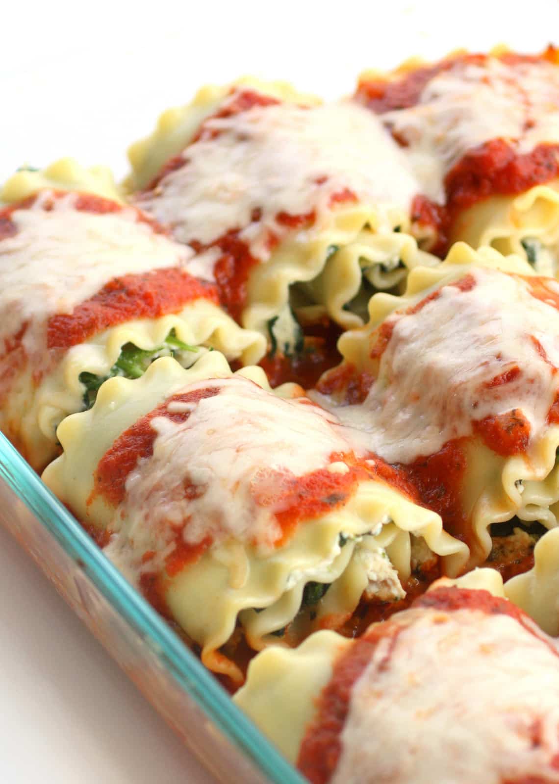 Healthy Spinach Lasagna Rolls
