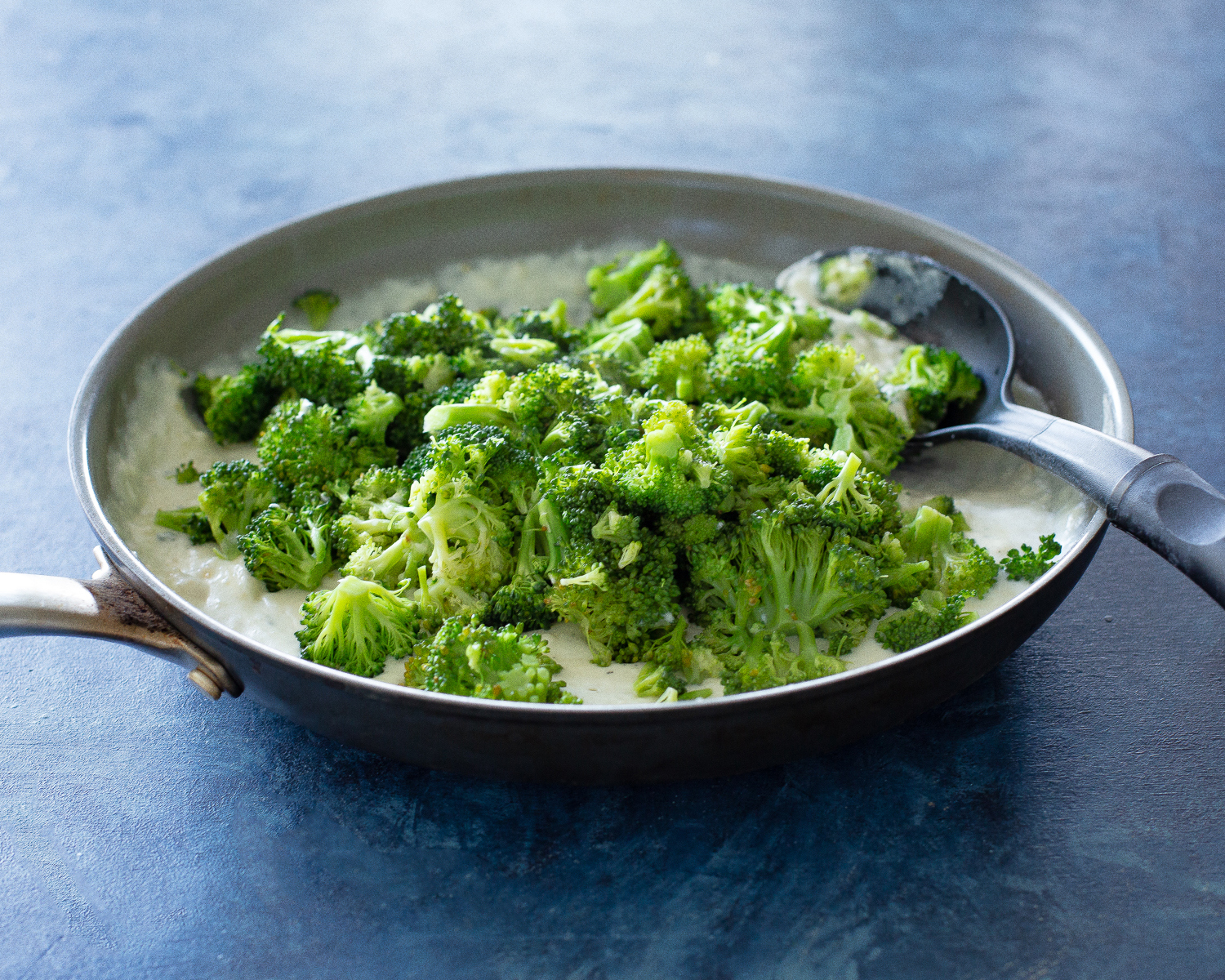 broccoli with cheese sauce