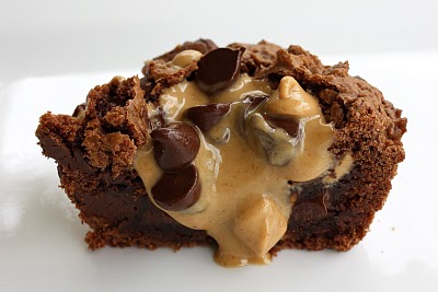 Mini Peanut Butter Cup Brownies – Broken Oven Baking