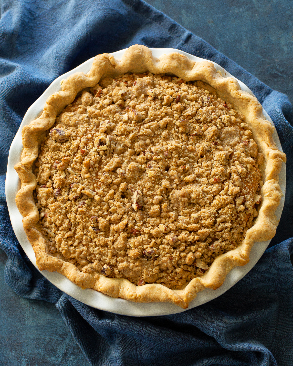 Streusel Topped Pumpkin Pie