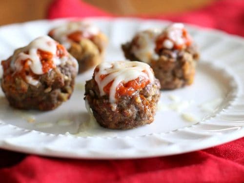 https://www.the-girl-who-ate-everything.com/wp-content/uploads/2013/07/mini-meatloaves-500x375.jpg