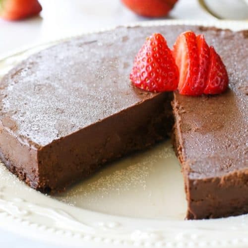 Flourless Chocolate Cake - The Girl Who Ate Everything