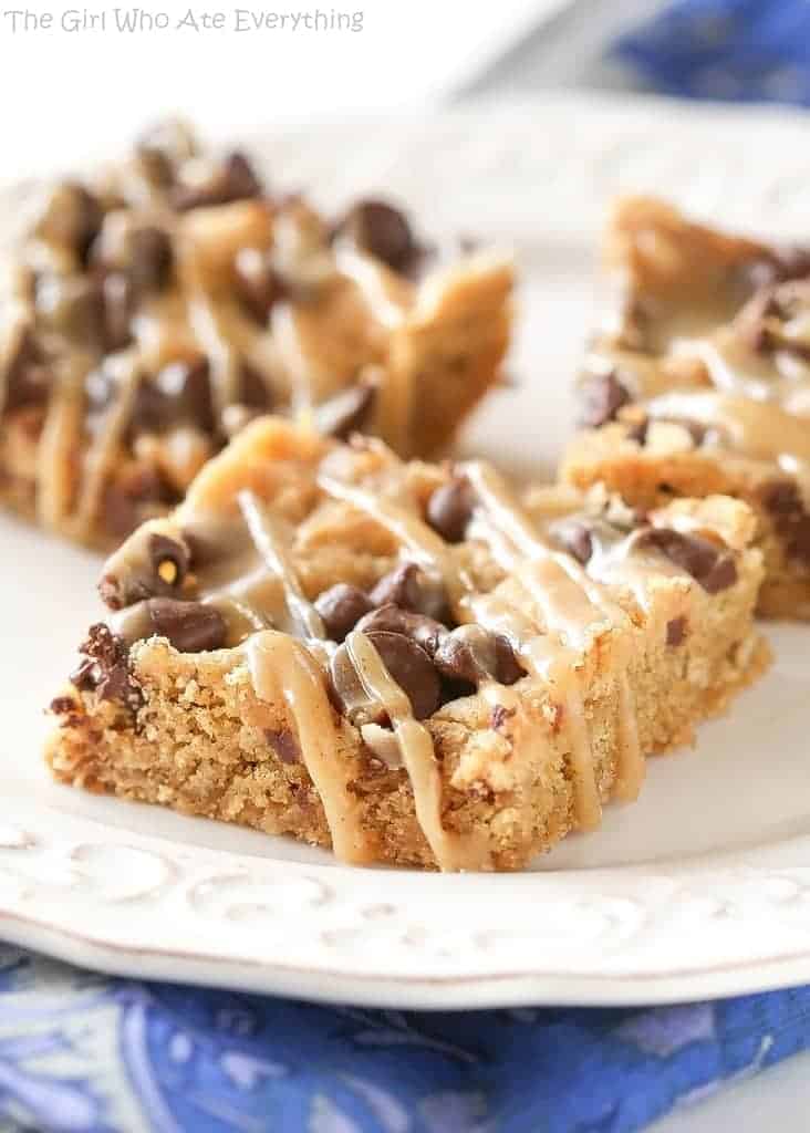 Oatmeal Chocolate Chip Peanut Butter Bars - The Girl Who Ate Everything