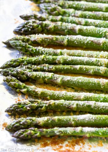 Easy Roasted Asparagus - The Girl Who Ate Everything