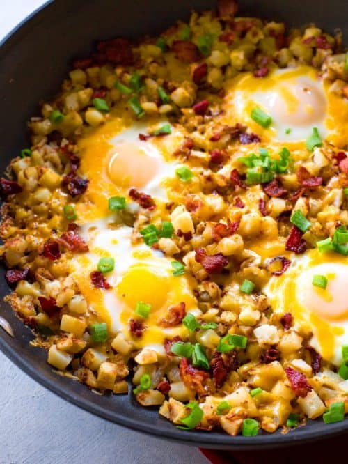 Bacon, Egg, and Potato Breakfast Skillet (+VIDEO) - The Girl Who Ate ...