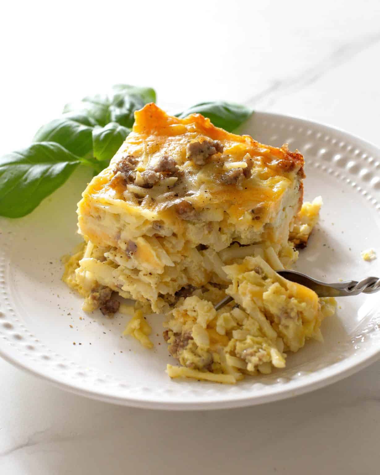 Crockpot Breakfast Casserole - The Girl Who Ate Everything