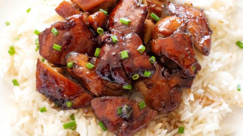 https://www.the-girl-who-ate-everything.com/wp-content/uploads/2022/09/teriyaki-chicken-2-480x270.jpg