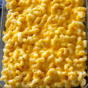 macaroni and cheese in a dish