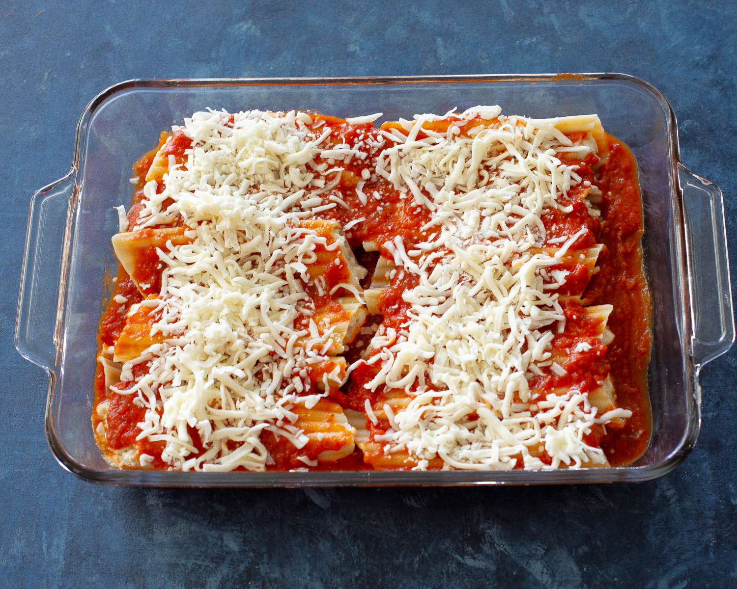 filled manicotti with mozzarella