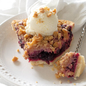 triple berry pie