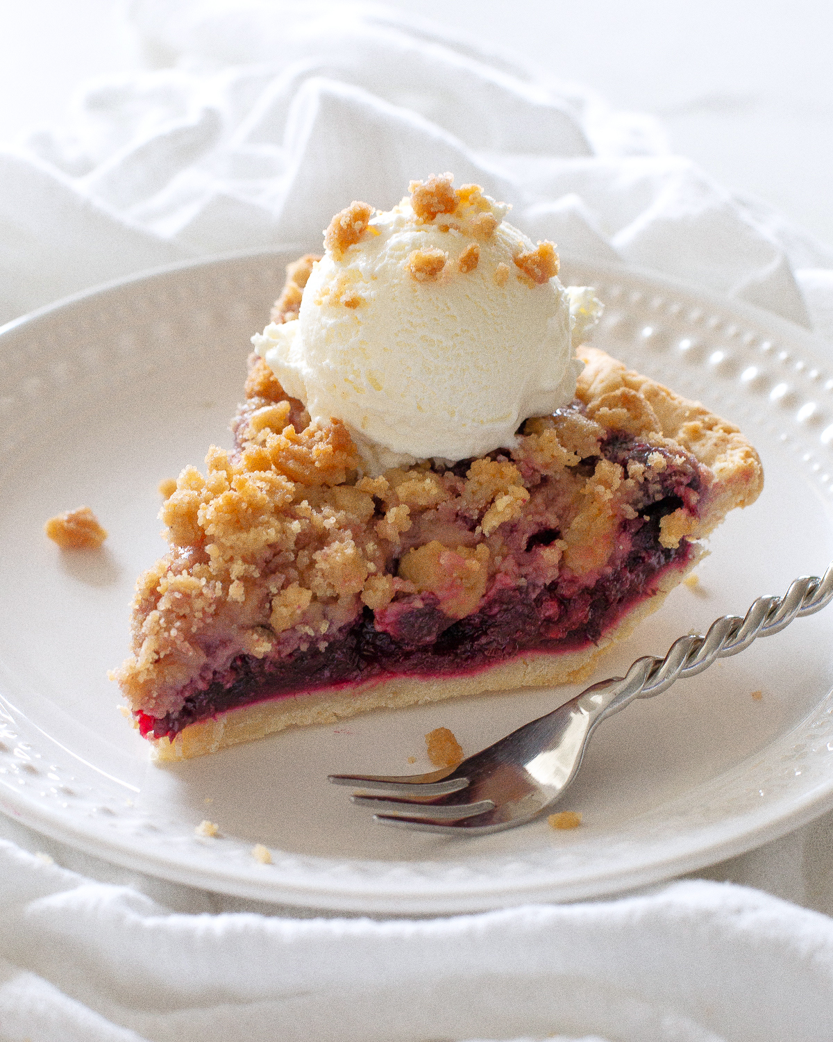 triple berry pie